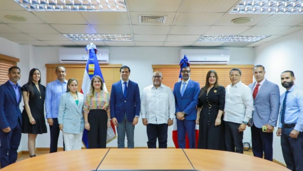 Directores Promipyme y Propeep sostienen encuentro